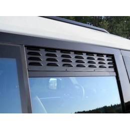 Prese aria finestrini post. \nLand Rover Defender L663 | Topgear.it