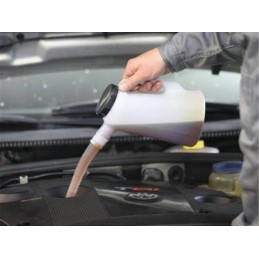 Travasatore con tappo e \nbeccuccio flessibile - 1 l. | Topgear.it