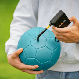 Compressore d'aria Portatile Digitale automatico ricaricabile USB | TOPGEAR.IT