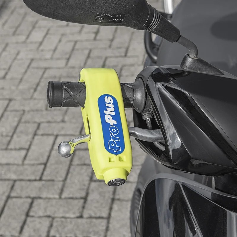 Lucchetto manopola acceleratore e freno per moto e scooter | TOPGEAR.IT